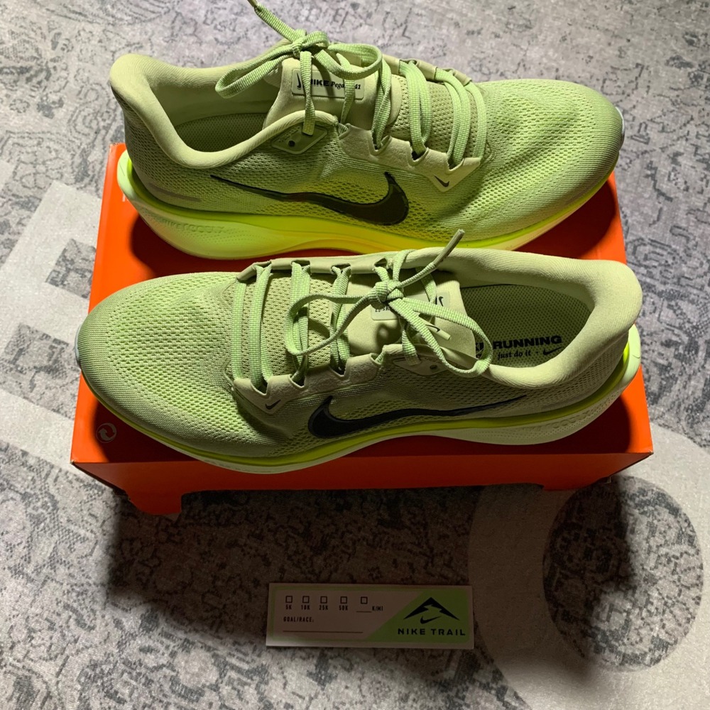 Nike Air Zoom Pegasus 41 Mens Size 11 Lime Green Volt Excellent Running Shoes